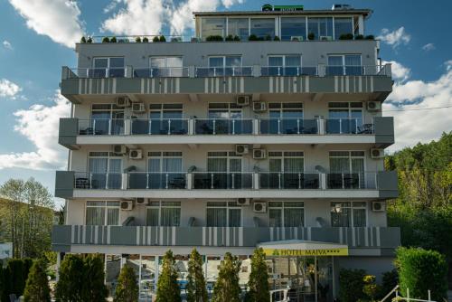 Buitenkant, Studio St Stefan in Sveti Stefan