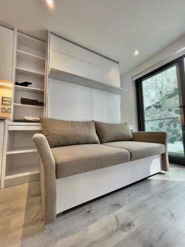 Instalaciones, Holiday studio apartment near the beach and city centre in Gibraltar