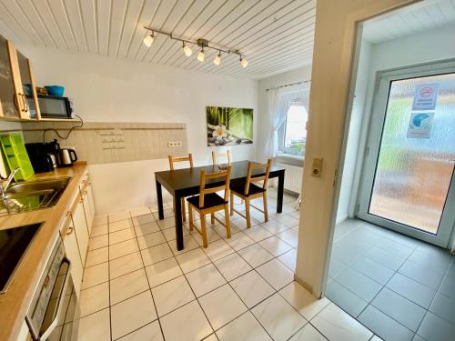 3-Zimmer Haus 85qm mit Balkon bis zu 8 Personen