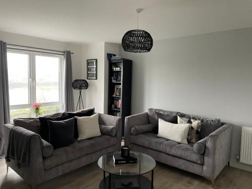 Modern 2 bed apartment-perfect location for Cop26 - Apartment - Renfrew