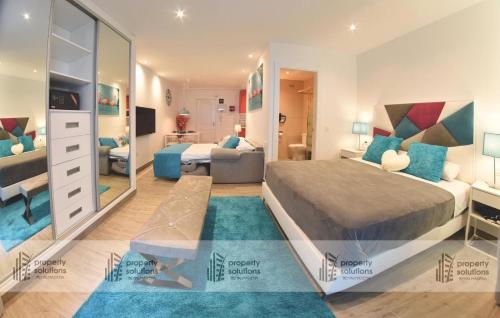  La Carihuela Los Nidos- APARTAMENTO DELUXE - 2º LINEA DE PLAYA in Torremolinos
