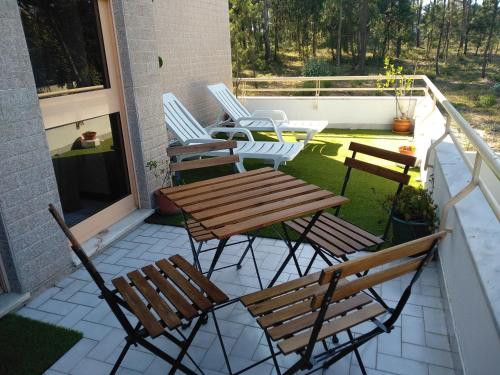 AZURARA BEACH large and sunny apartment in Árvore