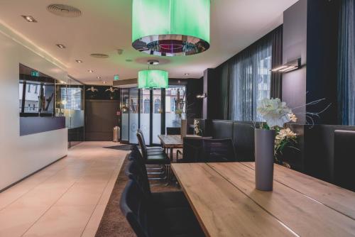 Bliss Design Hotel - image 9