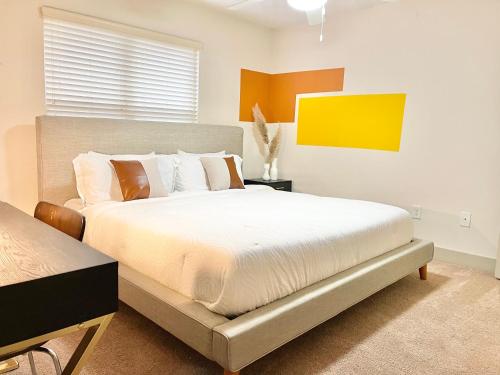 Luxury Downtown Atlanta Suite