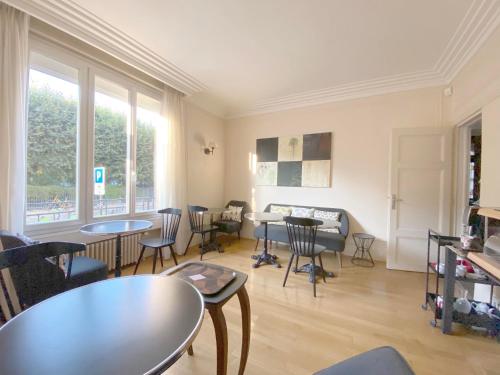 La Villa Paris - B&B - image 2