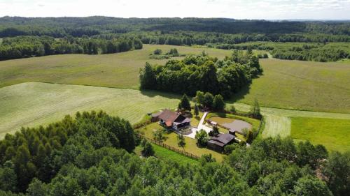 2 bedrooms, 5 beds