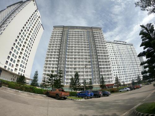 Breezy Nest Staycation at Wind Residences Tagaytay, Taal