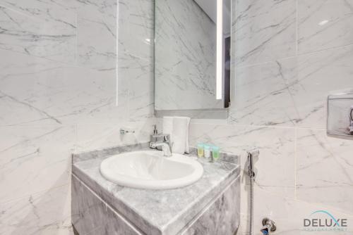 Elegant Studio at MAG 515 Dubai South by Deluxe Holiday Homes