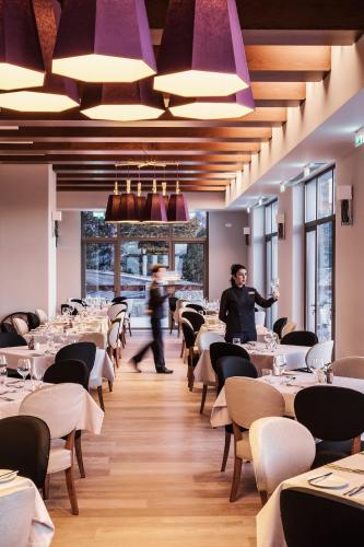 324240664 Grand Forest Metsovo - Leading Hotels of the World