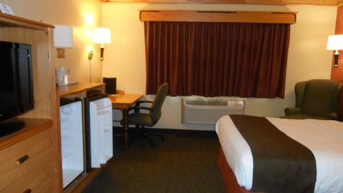 AmericInn by Wyndham Oswego