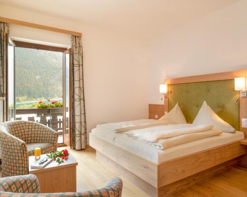Double Room with Lake View