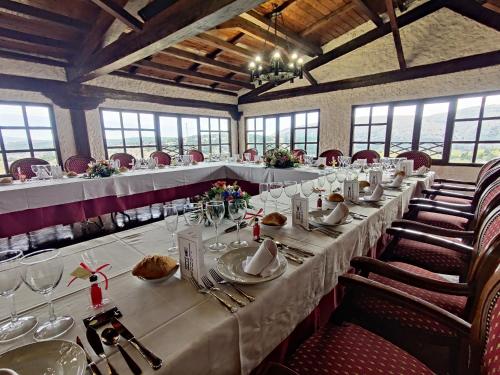 Hotel Leonor Mirón - image 8