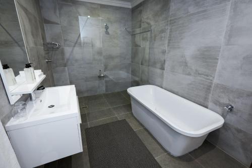 リバー メドウ マナー