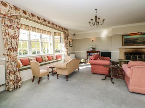 Burnhope Shooting Lodge - image 9