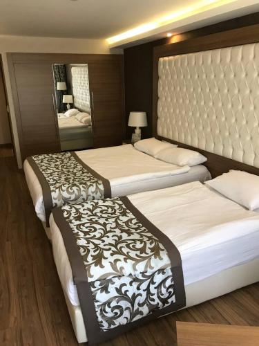 Triple Room image 5