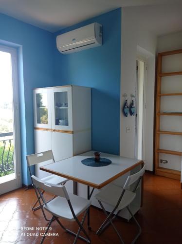 Valentina House