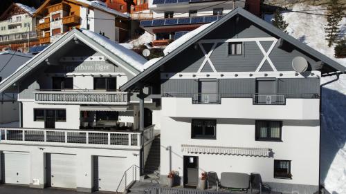 Ferienwohnung Jäger in Kappl