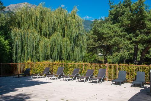 Logis Hotel-Restaurant Spa Le Lac