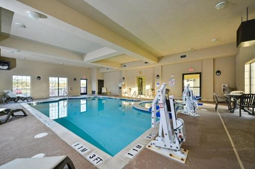 Best Western Plus Mansfield Inn & Suites in Mansfield