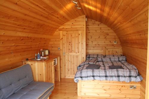 1 double bed, 1 sofa bed