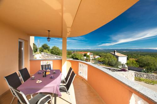 La Vista apartments with pool La Vista apartments with pool