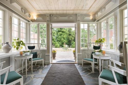 Ronnums Herrgård | Collection by Ligula