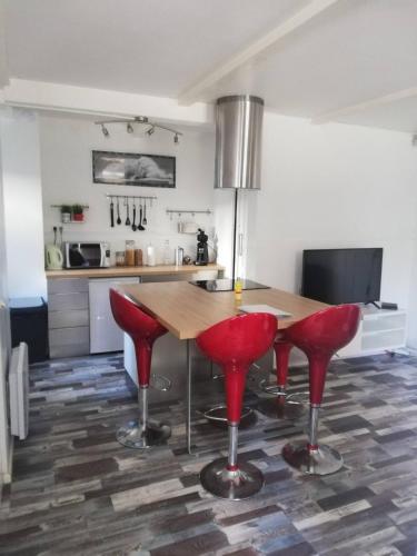 Location saisonnière Quartier du Lac gîte à louer Sainte-Barbe