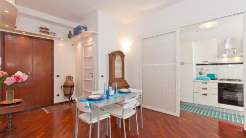 Pateras Flower-Rental in Rome, Rom (Foto 8)