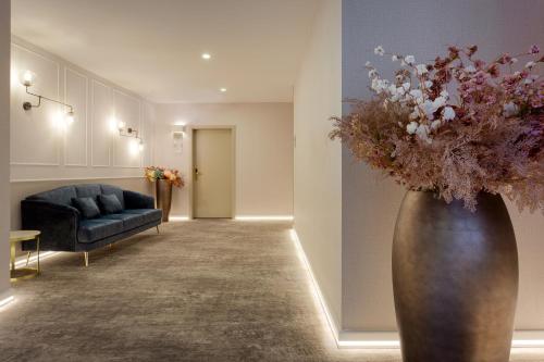 Mera Hotel - image 7
