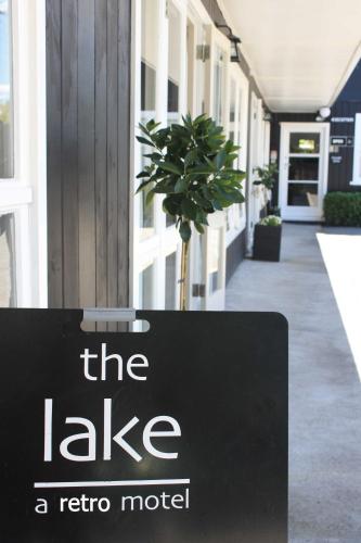 The Lake Motel - image 5