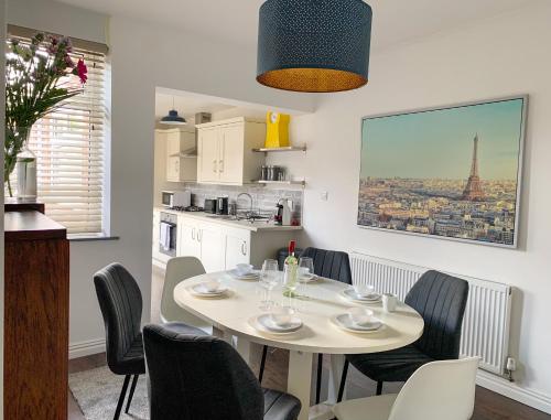 The Kensingston - Quaint Victorian Home With Free Parking - York