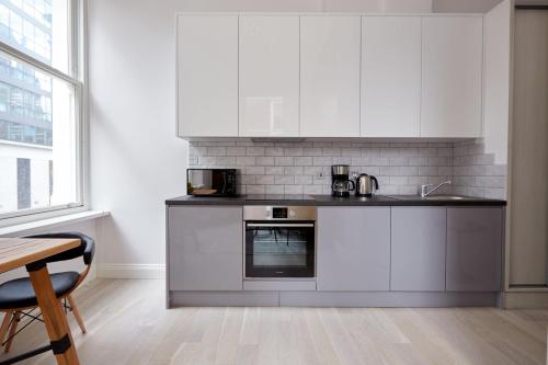 2VH Virginia House, 31 Bloomsbury Way by City Living London, Londýn (fotografie 8)