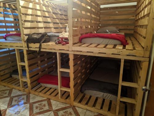 1 bunk bed