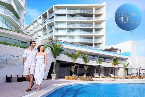 TRIPLEX CON PISCINA EN OCEAN REEF - SAN BARTOLO