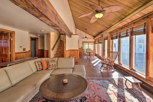 Unique Gilford Home with Sunroom Less Than 3 Mi to Lake, Gilford