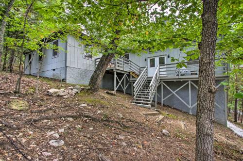 Vintage Massanutten Resort Villa with Deck!