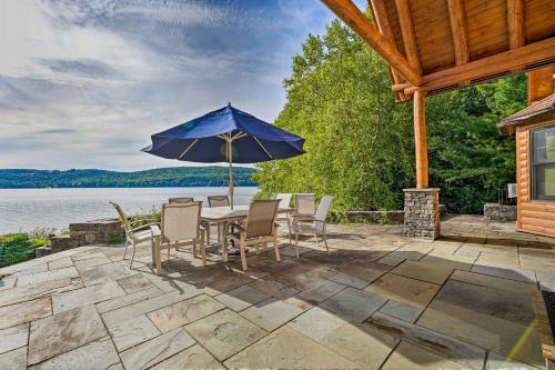 Stunning Vermont Cabin with Private Lake Access