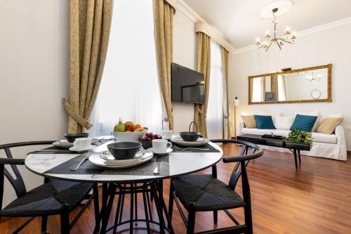 Asty Luxury Apartments, Афины