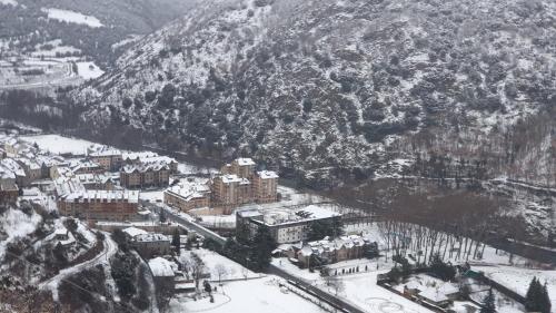 Viesnīcas āriene, Xia Apartaments con acceso a piscina in Rialp