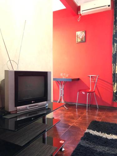 Apartment on Boulevard Shevchenko - image 3