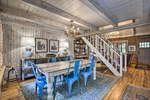 Serene Mableton Cabin - 13 Mi to Downtown Atlanta! in Mableton