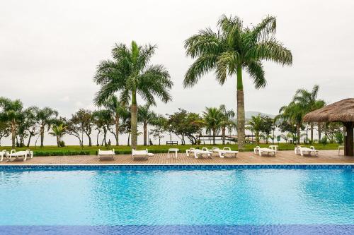 APTO 1Q Condominio acesso a Lagoa e infraestrutura de clube LA02