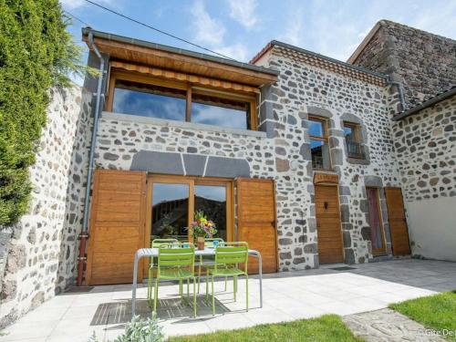 Gîte Pardines, 3 pièces, 4 personnes - FR-1-630-205 gîte à louer Perrier