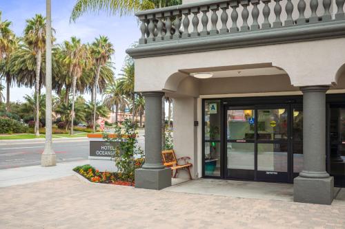 La Quinta Inn by Wyndham San Diego Oceanside - image 14