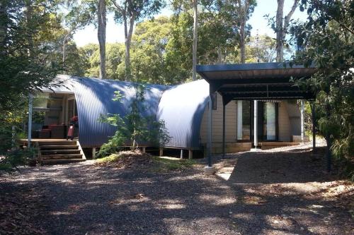 Exterior view, Deedy's Nest -Couple's Retreat at Mystery Bay in Mystery Bay