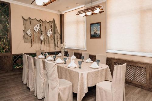 Étterem, Tobol Hotel in Kostanay