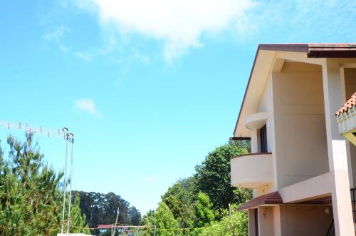 Tree top villa kodaikanal homestay