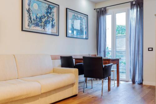 Milan Retreats Repubblica - image 13