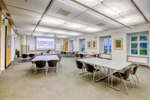 Haraldskær Sinatur Hotel & Konference - image 3