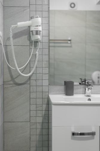Royal Accommodation - image 6